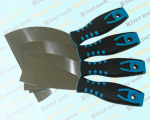 SCRAPER CLIPPED PLASTIC HANDLE